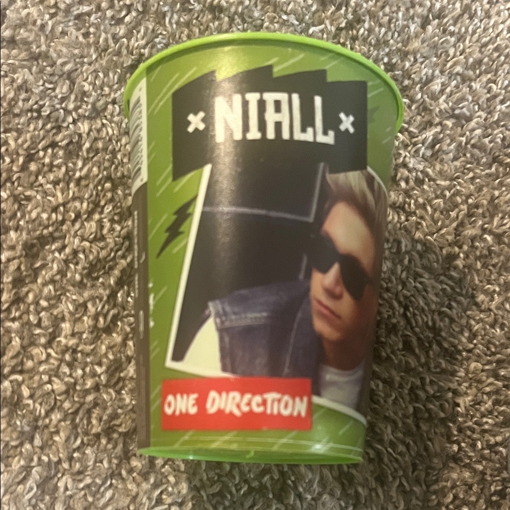 One Direction Niall Horan Green Cup